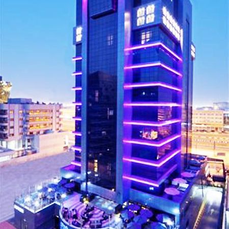 Halo Hotel Dubai Bagian luar foto