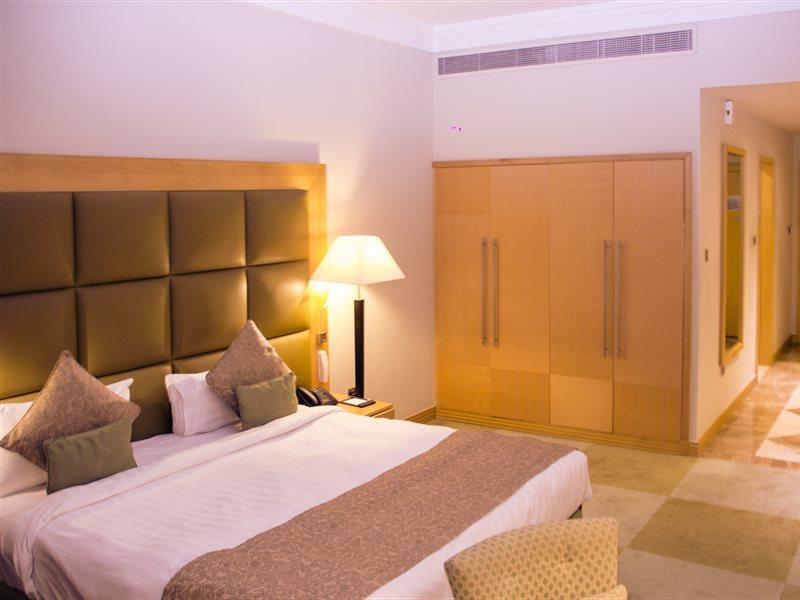 Halo Hotel Dubai Bagian luar foto