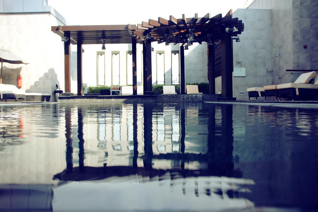 Halo Hotel Dubai Bagian luar foto