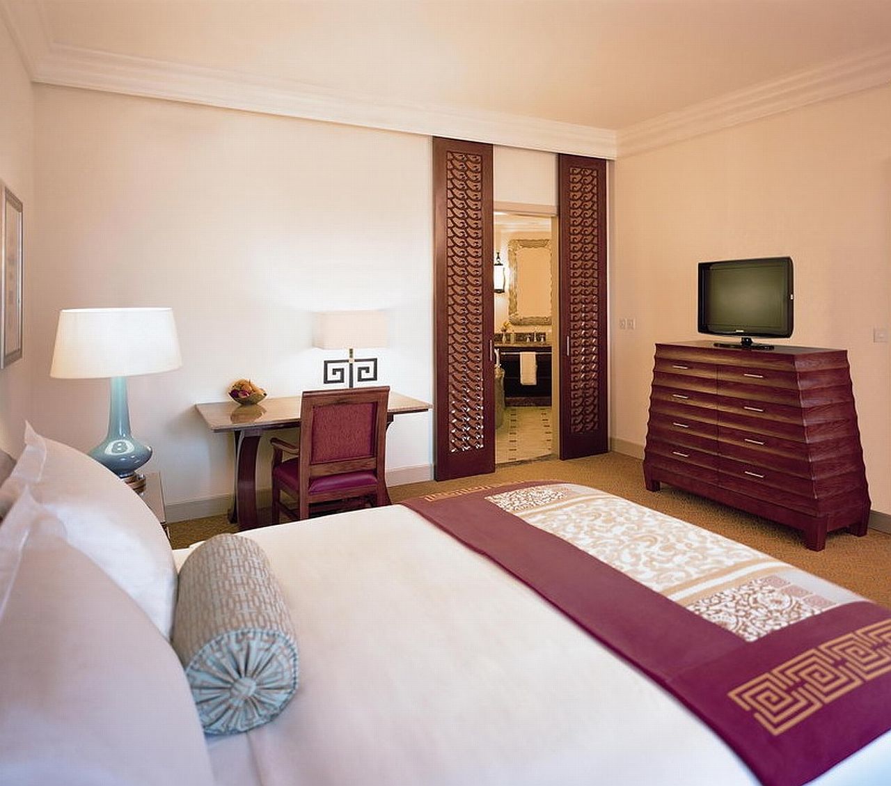 Halo Hotel Dubai Bagian luar foto