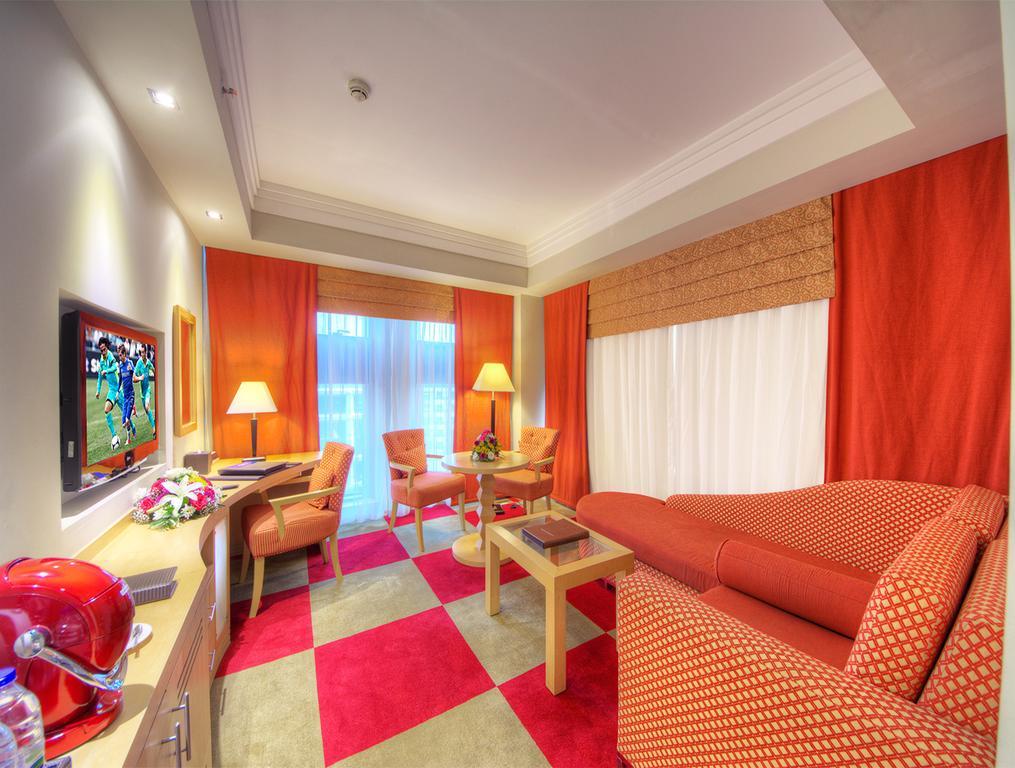 Halo Hotel Dubai Bagian luar foto