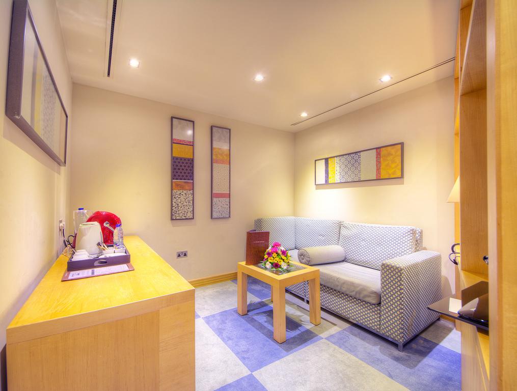 Halo Hotel Dubai Bagian luar foto