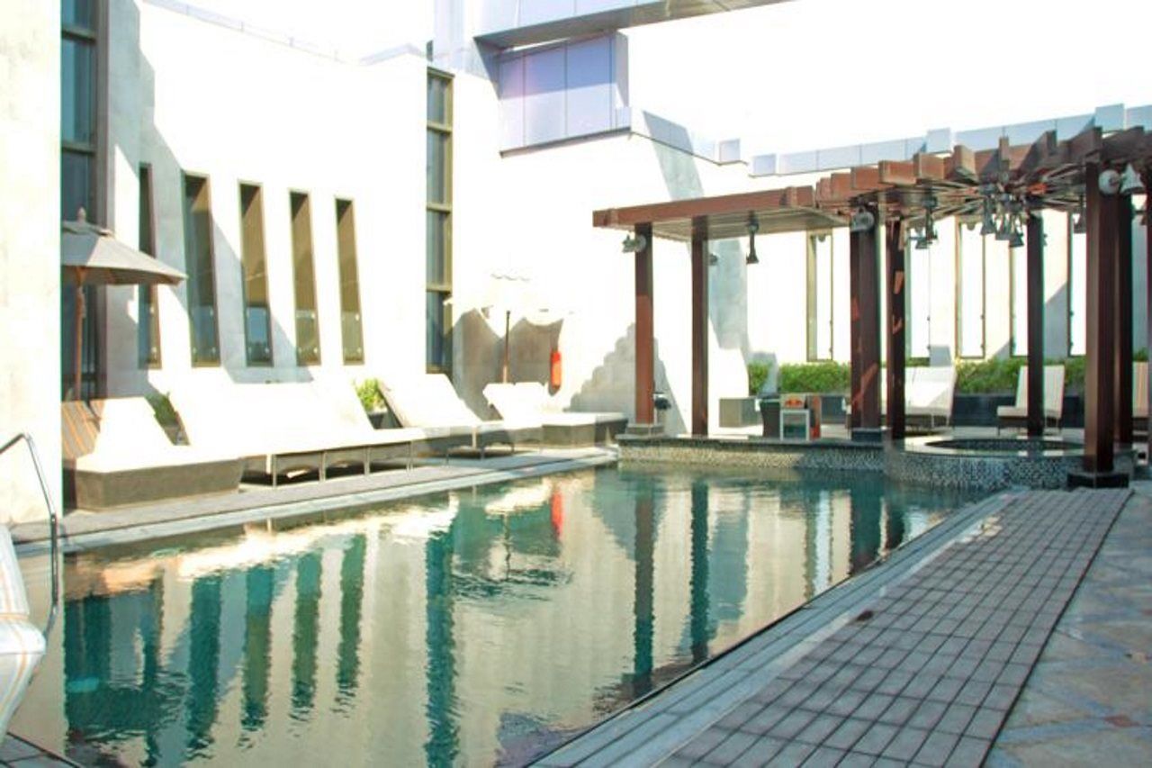 Halo Hotel Dubai Bagian luar foto