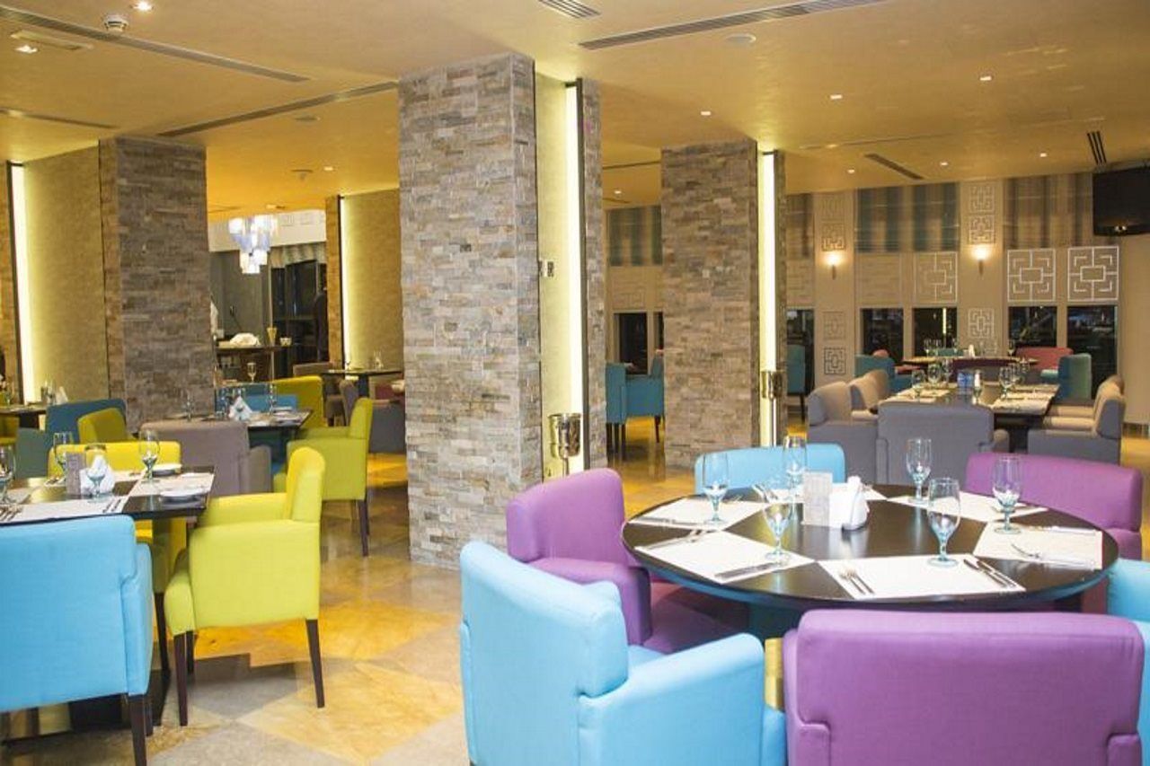 Halo Hotel Dubai Bagian luar foto