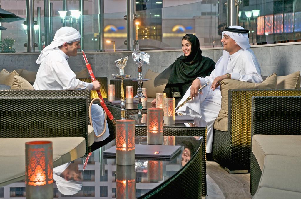 Halo Hotel Dubai Bagian luar foto